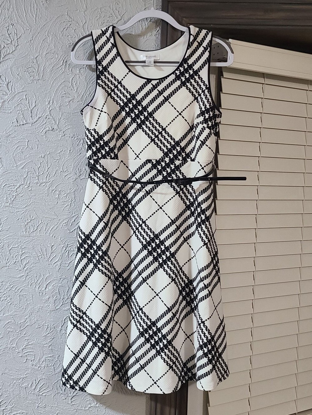Motherhood Maternity Black Ivory Plaid Stretch Dress Medium Excellent